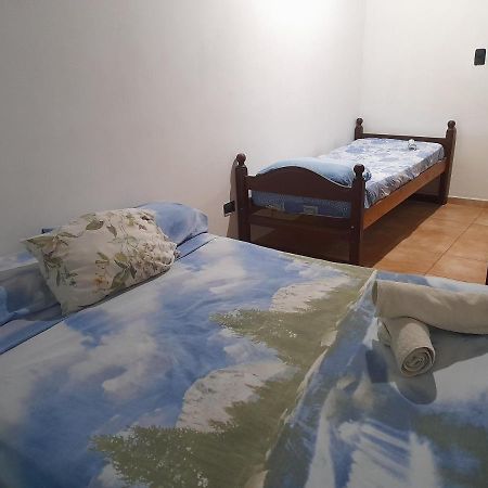 Апартаменти Frontera Apart Пуерто-Іґуасу Екстер'єр фото