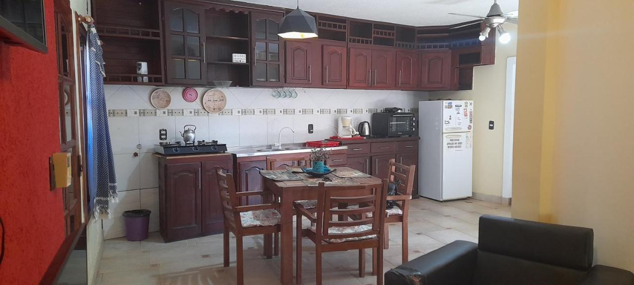 Апартаменти Frontera Apart Пуерто-Іґуасу Екстер'єр фото